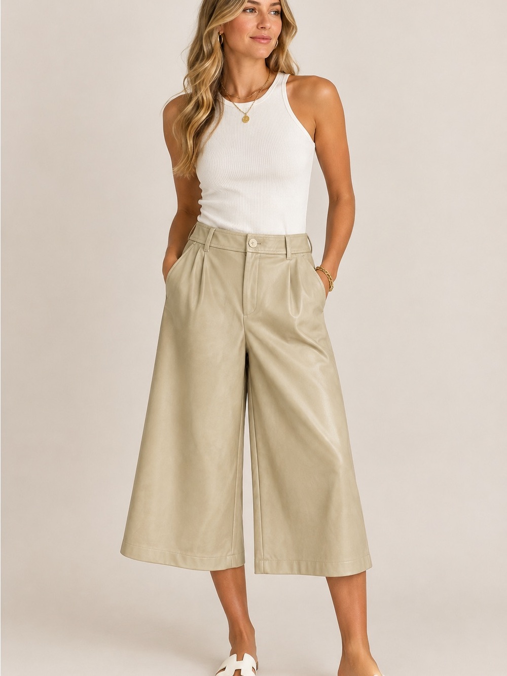 Anthropologie Wide Leg Cropped Pants Light Tan Pleather Small Mark on knee 12P